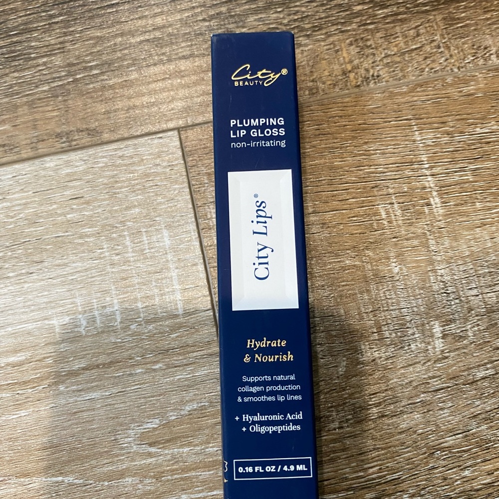 City Lips plumping gloss